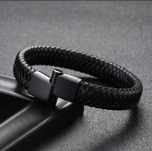 Load image into Gallery viewer, **NEW** Urban Leather Bracelet
