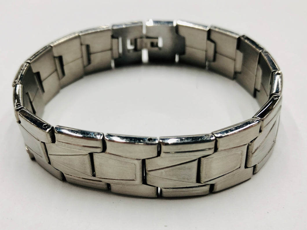 Men’s Brushed Stainless Steel